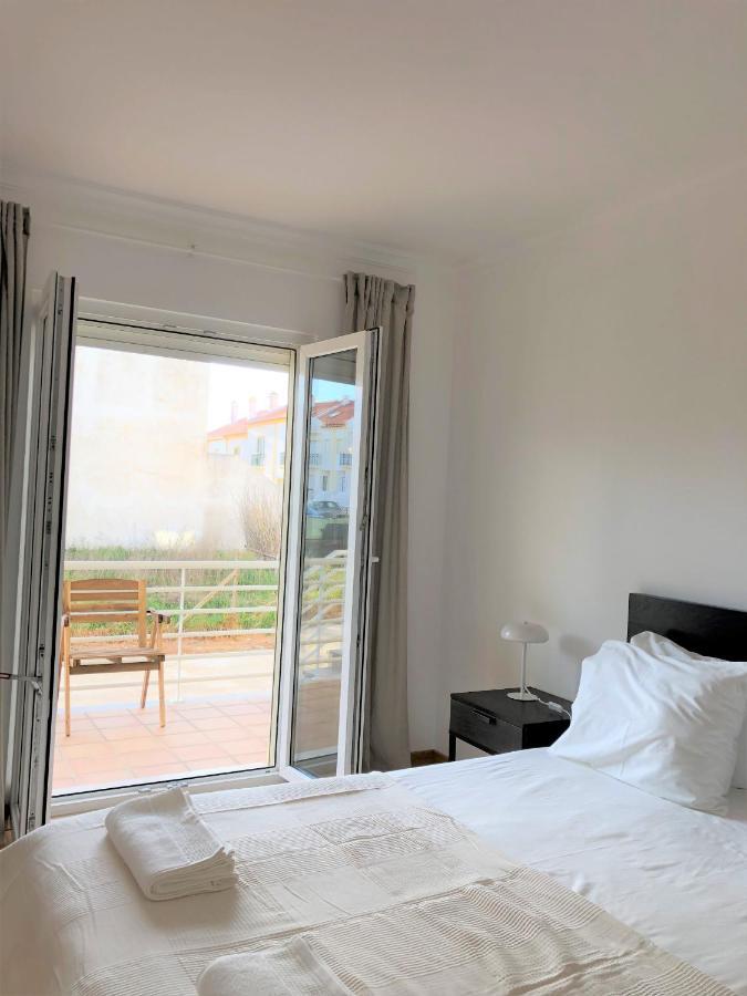Sea Avenue House - Center Baleal - Surfboard Included Apartamento Ferrel  Exterior foto